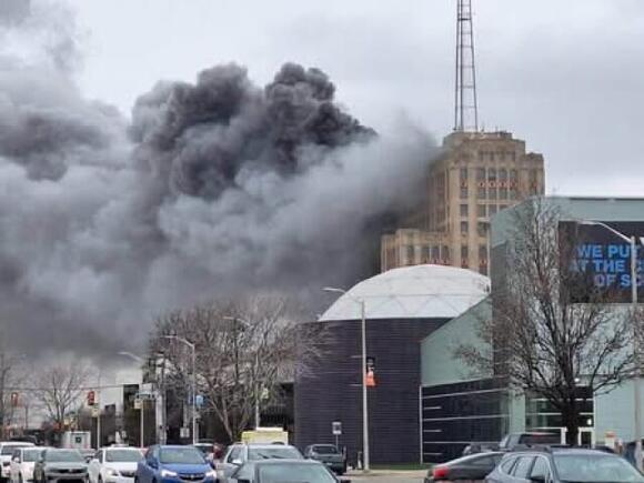 No injuries reported after fire at Maccabees Building at Wayne State ...