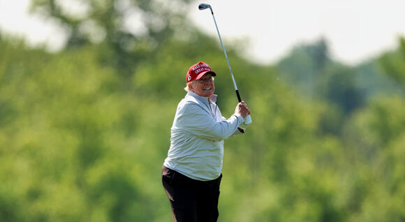 Donald Trump Posts Video Of His Walk-Off Putt That Won Him His ...