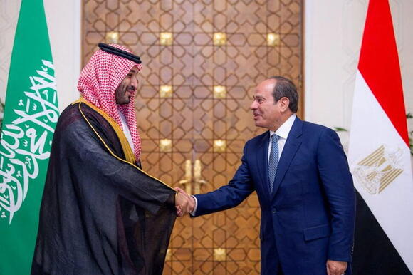 Sisi Says Egypt Would Defend Saudi Territory but Rules Out Attack on Yemen