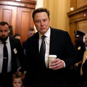 Top Economist Says Elon Musk Needs to ‘Pay More Taxes, ' Not Just Donate SpaceX Shares