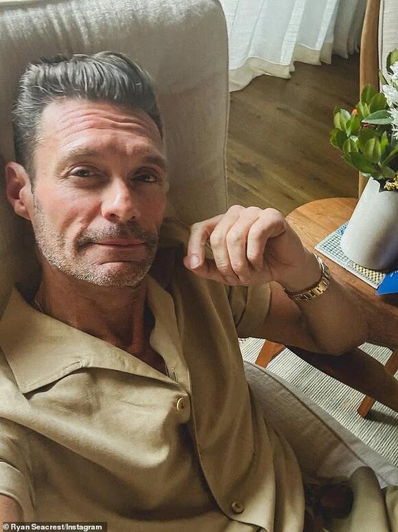 Ryan Seacrest, 50, sparks health concerns as fans fear over his 'frail' appearance - NewsBreak