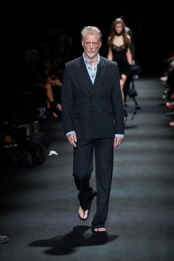 Grammy-Winning Rock Legend Makes Runway Debut at 53 - NewsBreak
