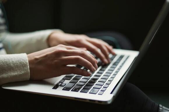 Why the F and J Keys on Your Keyboard Have Tiny Bumps - NewsBreak