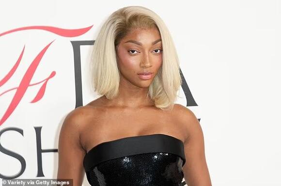 Draymond Green embroiled in courtside confrontation with NBA fan over  bizarre Angel Reese taunts - NewsBreak