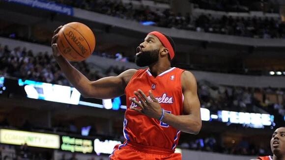 Former Clippers star warns of team's uphill battle after brutal Kawhi Leonard salary cap punishment