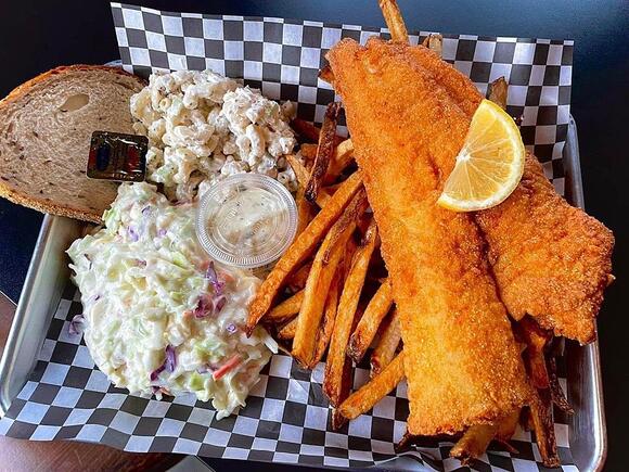 Western New York’s 10 Favorite Fish Fry Restaurants And Pubs - NewsBreak