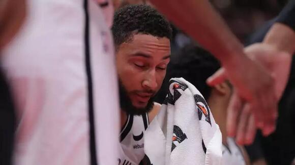 ‘You’ r Saying He's Not Playing?’: Kawhi Leonard Has Surprising Reaction to Ben Simmons’ Season-Ending Achilles Injury