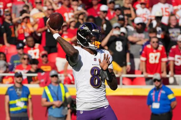 Lamar Jackson Injury Update: Should Fantasy Managers Prepare To Be Without the Ravens QB for Week 5? - NewsBreak