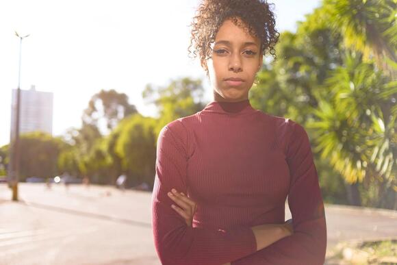 10 Casual Comments That Might Be Low-Key Throwing Shade - NewsBreak