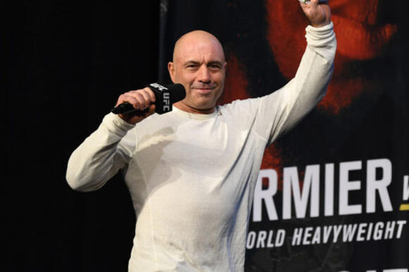 Joe Rogan Blasts People Who Root for Their Political Parties on Twitter ...