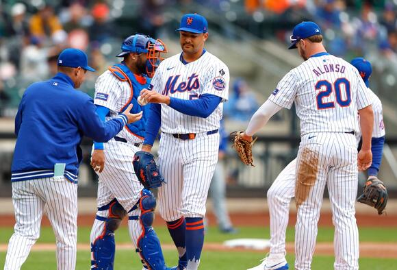 Mets’ pitching staff will need defense to be better than this