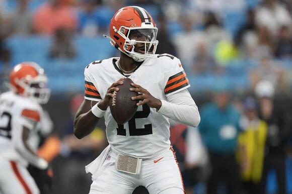 Wow' — High-Ranking NFL Executive Admits He's 'Shocked' by Shedeur Sanders'  Terrific Preseason Debut - NewsBreak