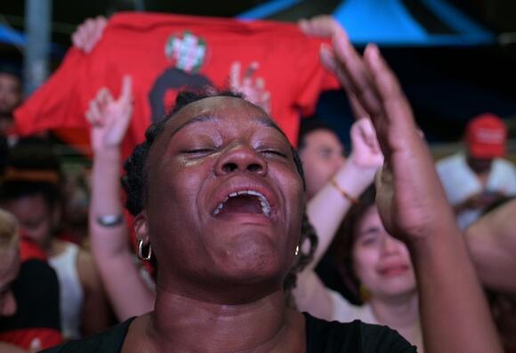 Brazil's Lula clinches poll victory, Bolsonaro seeks to annul election ...