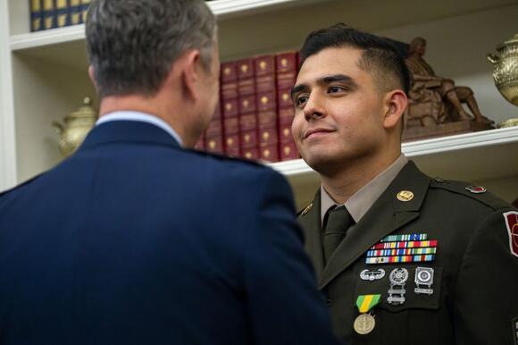 Trump awards 13 service members with new Mexican Border Defense Medal ...