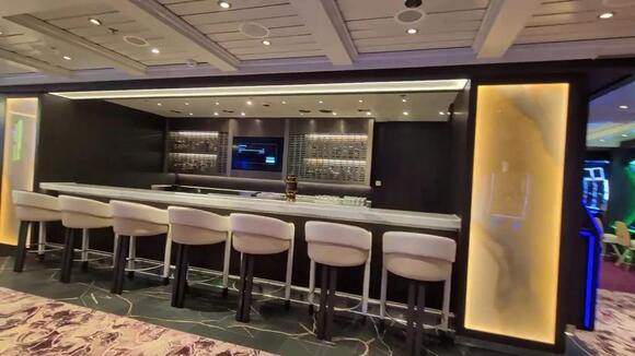 Royal Caribbean quietly replaces a popular bar with a non-smoking ...