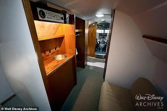 Take a look inside Walt Disney's 'Mickey Mouse One' plane as it's ...