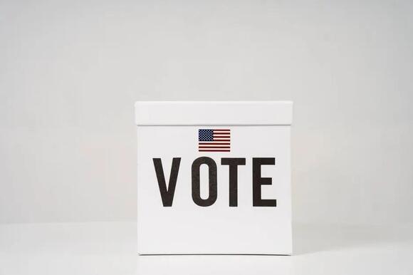 GOP super PACs push in as Democrats pull back in ad-buy window