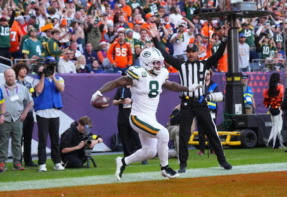 Will Josh Jacobs get full workload in Week 7? NFL insider weighs in ...
