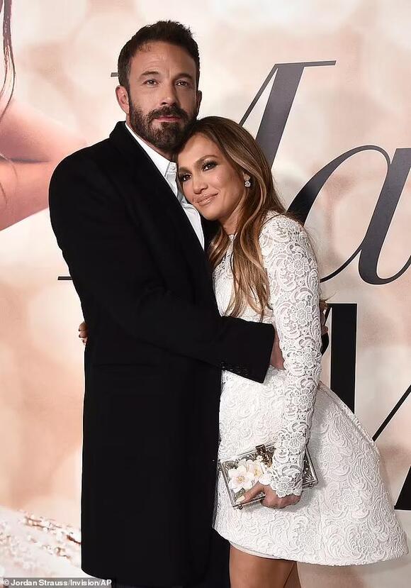 Jennifer Garner shares photo from the past as rumors swirl of ...