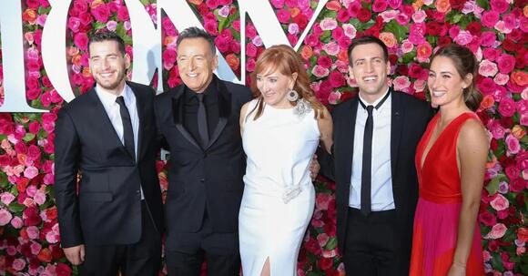 Does Bruce Springsteen Have Kids? Inside His Family Life - NewsBreak