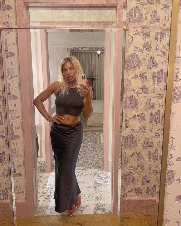 Uncomfortable Serena Williams calls out NYC hotel's cotton plant decoration:  'Doesn't feel great' - NewsBreak