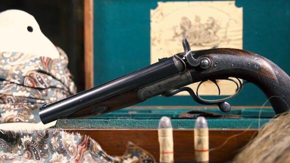 Face-to-face with a lion—how howdah pistols became a hunter’s last line ...