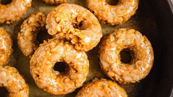 I Thought Everyone Wanted Pie Until These 19 Thanksgiving Desserts Hit ...