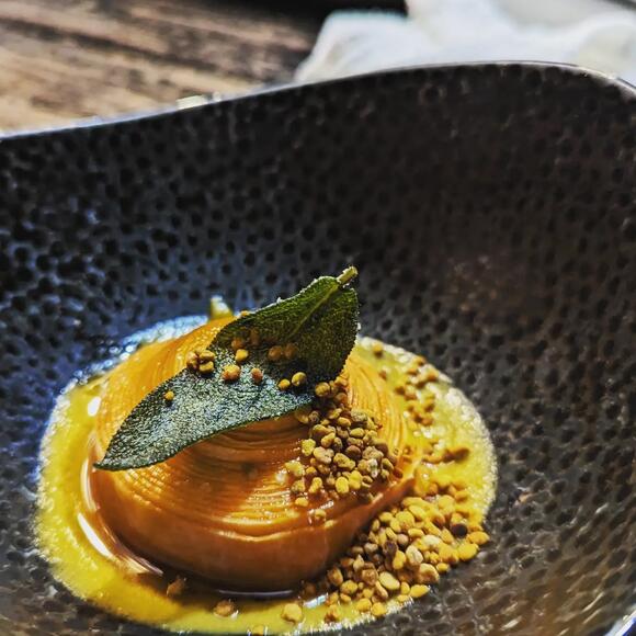 Bulrush: why this restaurant in St. Louis, Missouri is curiously ...