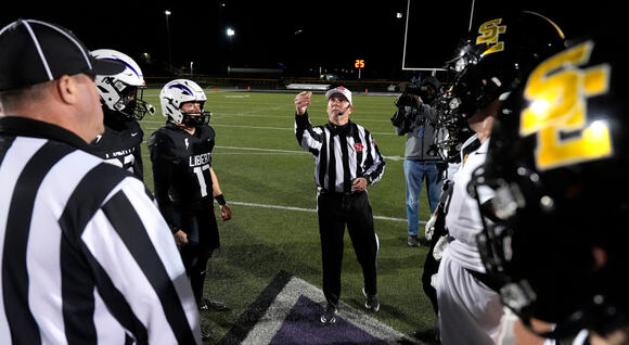 High School Football Player’s Shocking Actions Towards Fallen Opponent ...