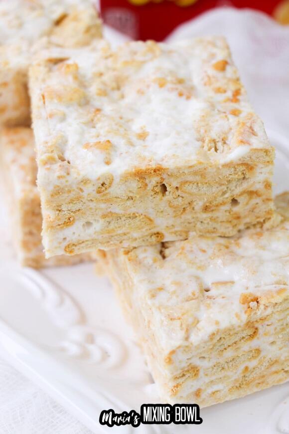 Sweet & Salty Ritz Cracker Treats: Easy 4-Ingredient Recipe - NewsBreak