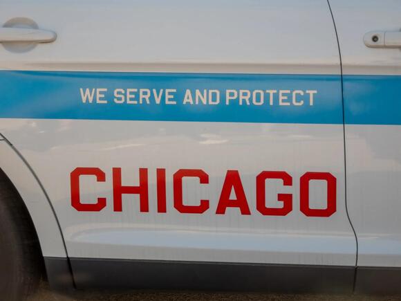 City workers find body of woman gunned down on dirt road on Far South ...