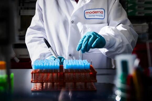 Moderna Stock Slides 18% After Cancer Vaccine Data Leak