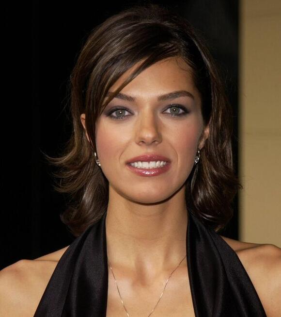 America's Next Top Model first winner looks totally different 23 years ...