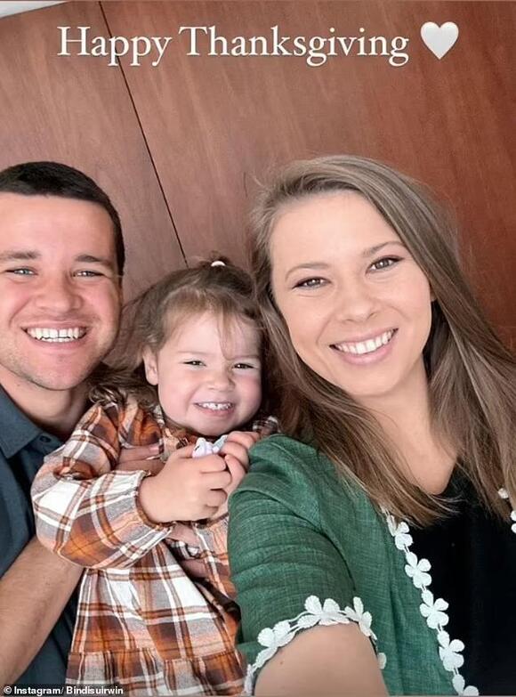 Bindi Irwin shares rare photos of her extended family as she celebrates ...