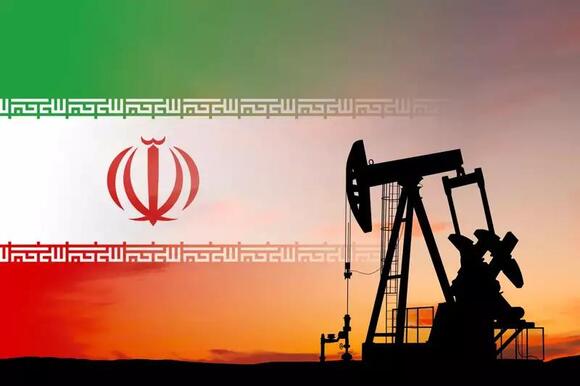 Goldman Sachs Says Refiners See ‘High Probability’ Of Sharp Oil Supply Drop As Houthi Attacks Escalate -- Crude Oil Prices Hit 6-Month High