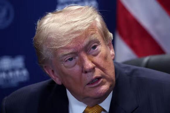 donald-trump-begged-not-to-act-like-a-complete-idiot-for-one-day-amid