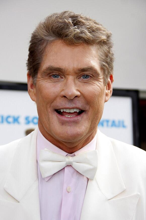 11 Actors With Hit Songs You May Have Forgotten - NewsBreak