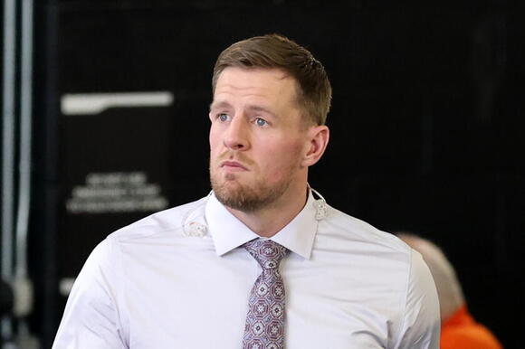 JJ Watt gets multiyear deal with CBS as lead NFL game analyst, will call Super Bowl in 2028