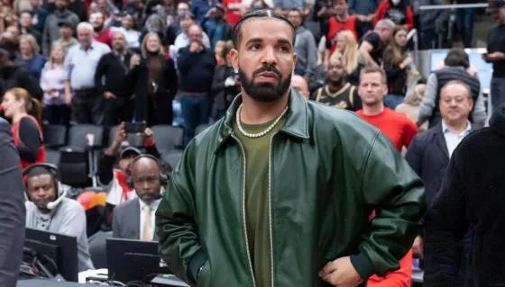 Drake Teases 'Iceman' With Frozen Courtside Seats At Toronto Raptors ...