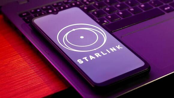 AT&T, Verizon, T-Mobile Shares Slip As SpaceX Reportedly Holds Cell Tower Talks For Starlink Mobile