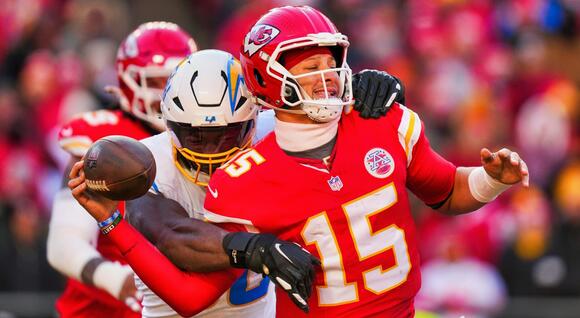 Kansas City Chiefs Announce Devastating Injury Update On Superstar QB  Patrick Mahomes - NewsBreak