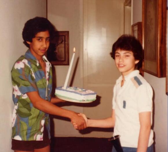 Jimmy Kimmel breaks down in tears honoring late best friend and bandleader  Cleto Escobedo - NewsBreak