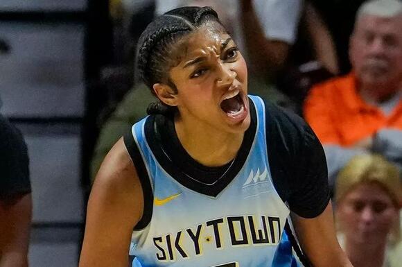 Angel Reese involved in angry bust-up with Sun players after hair pull -  NewsBreak