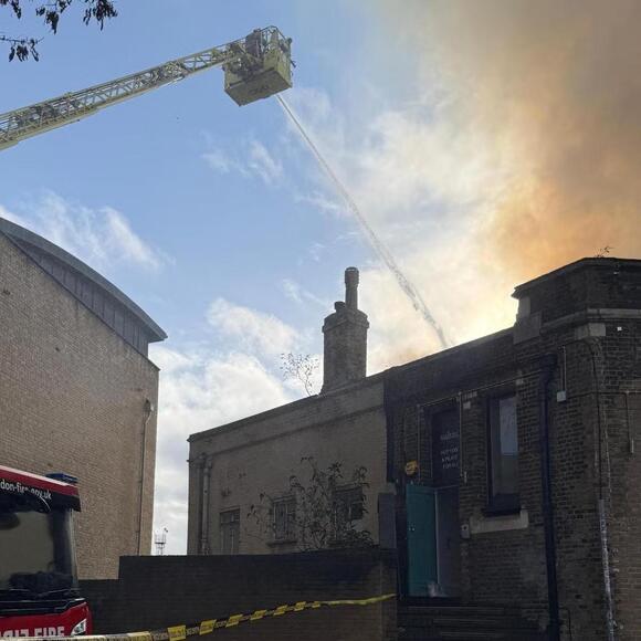 Fire near Euston station sparks major disruption to UK rail services ...