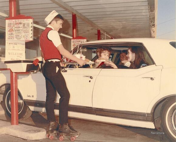 18 Vintage Photos of Classic Drive-Ins Restaurants - NewsBreak