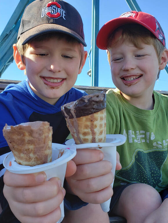 This Chattanooga Ice Cream Shoppe May Be the Coolest Show on Earth