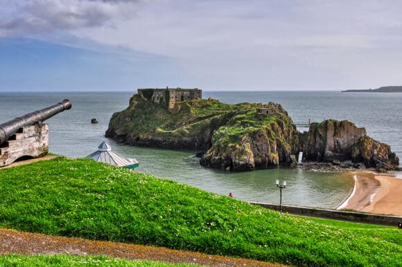 Isolated Islands Where You Could Really Surivive Without Civilization ...