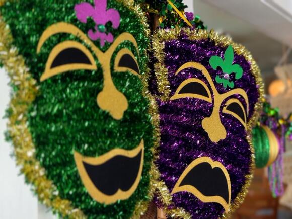 mardi gras tuesday hours