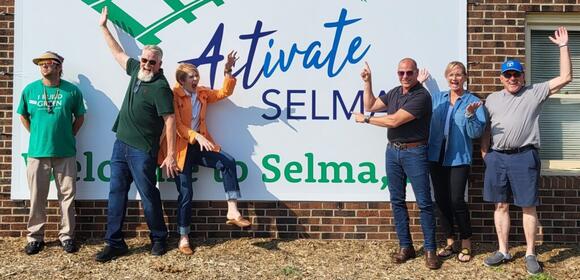 Triangle East Chamber salutes Selma’s Ron Hester - NewsBreak