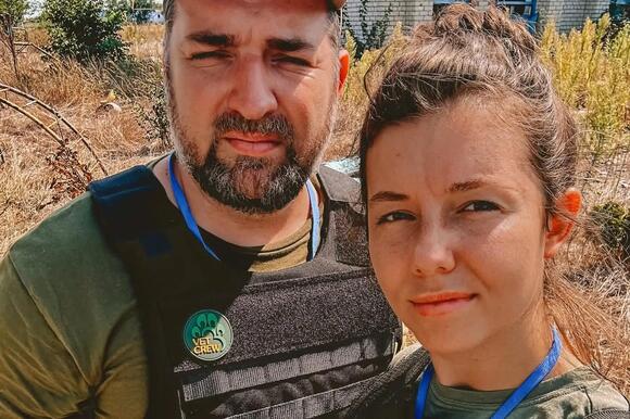 Ukraine veterinarians stayed after a rocket hit their sanctuary, then ...